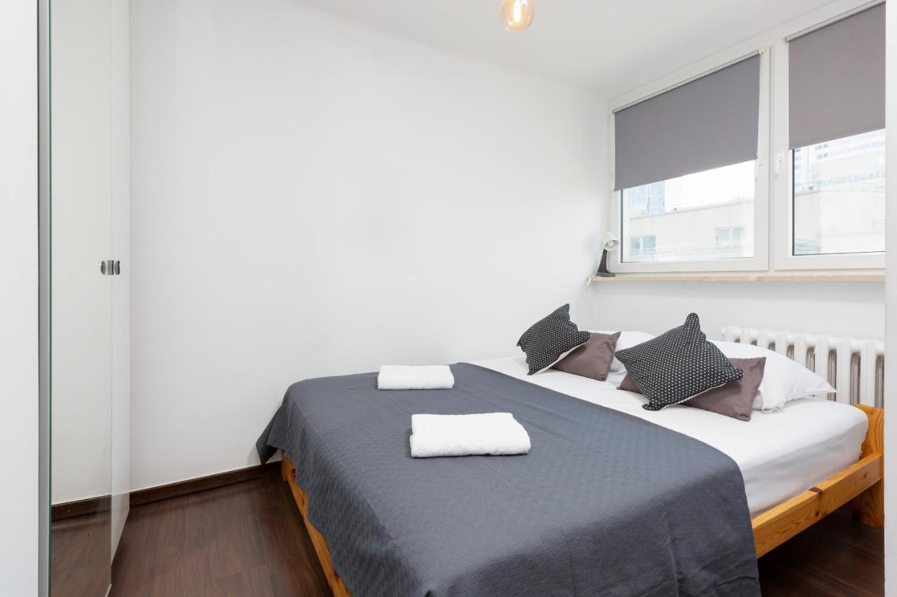 Apartments Warsaw Grzybowska By Noclegi Renters Bagian luar foto