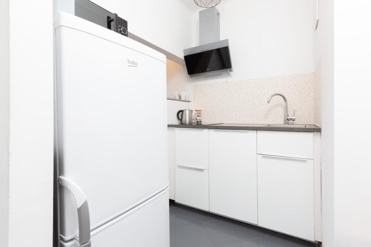 Apartments Warsaw Grzybowska By Noclegi Renters Bagian luar foto