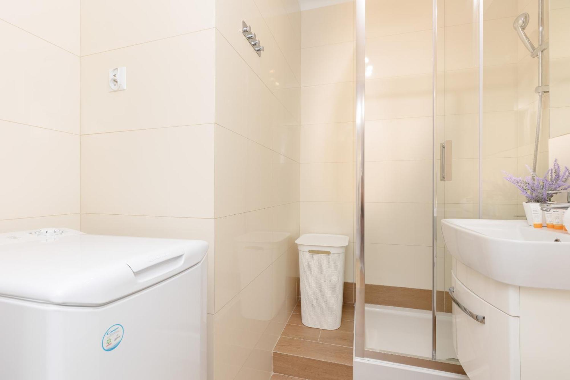 Apartments Warsaw Grzybowska By Noclegi Renters Bagian luar foto