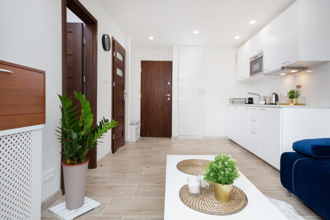 Apartments Warsaw Grzybowska By Noclegi Renters Bagian luar foto